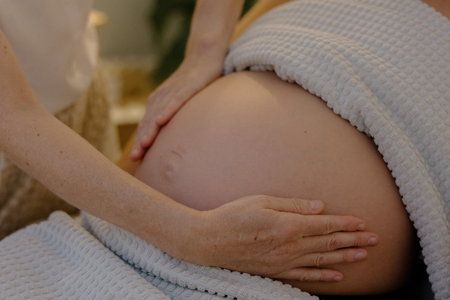 Pregnancy support treatment for pelvic and lower back discomfort at Vyne Health, Gold Coast